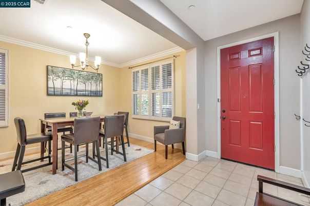 Chandelier, Dining room, Interior, Recessed Lighting, Wood Texture Flooring