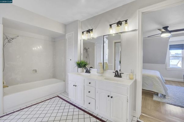 Bathroom, Dual Sink Vanities, Interior, Wood Texture Flooring