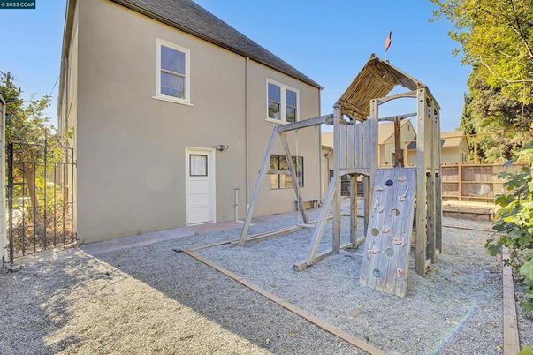 Backyard, Exterior, Playground