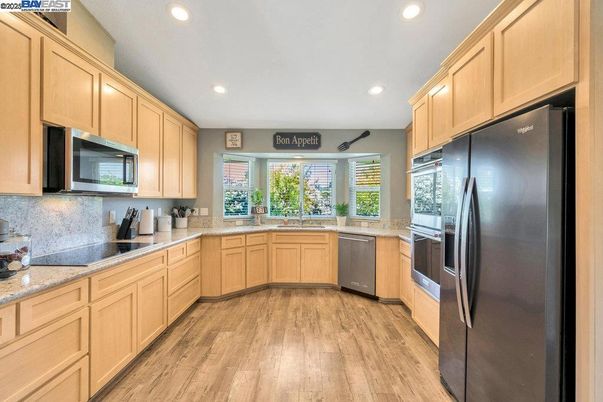 Interior, Kitchen, Recessed Lighting, Wood Texture Flooring