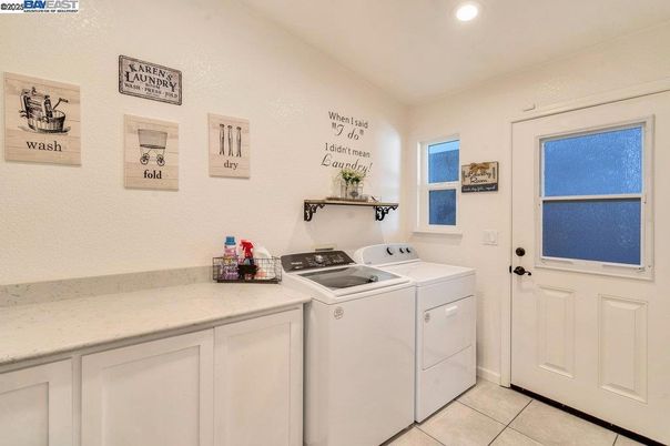 Interior, Recessed Lighting, Washer