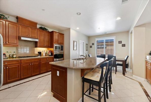 Dining room, Interior, Kitchen, Recessed Lighting, Stainless Steel Appliances