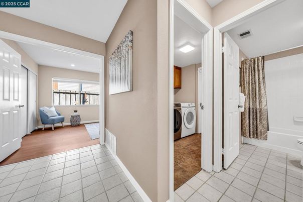 Interior, Recessed Lighting, Utility Closets, Washer, Wood Texture Flooring