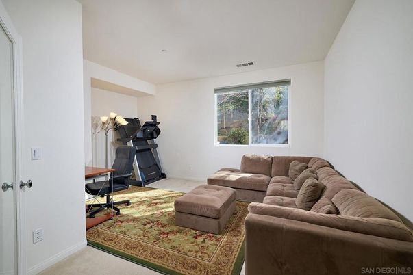 Fitness Equipment, Interior, Living room