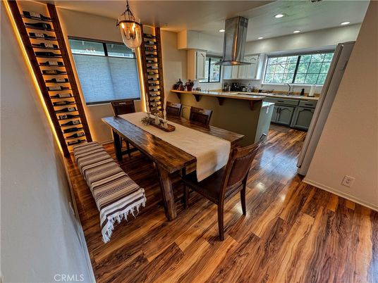Dining room, Interior, Kitchen, Pendant Lights, Recessed Lighting, Wood Texture Flooring