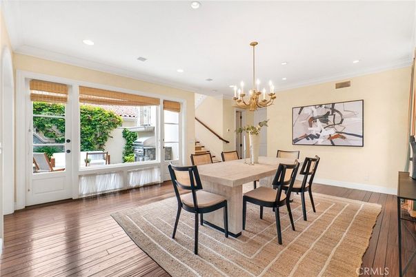 Chandelier, Dining room, Interior, Recessed Lighting, Wood Texture Flooring