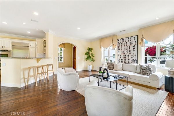 Interior, Kitchen, Living room, Recessed Lighting, Wood Texture Flooring