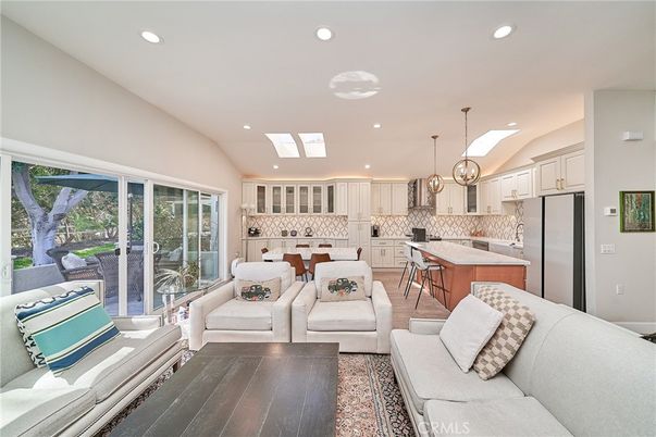 Dining room, Interior, Kitchen, Living room, Pendant Lights, Recessed Lighting, Stainless Steel Appliances, Wood Texture Flooring