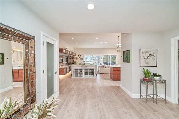 Interior, Kitchen, Living room, Pendant Lights, Recessed Lighting, Wood Texture Flooring