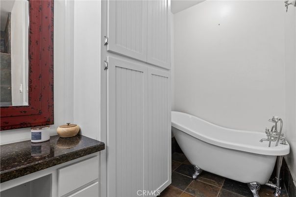 Bathroom, Free Standing Baths, Interior