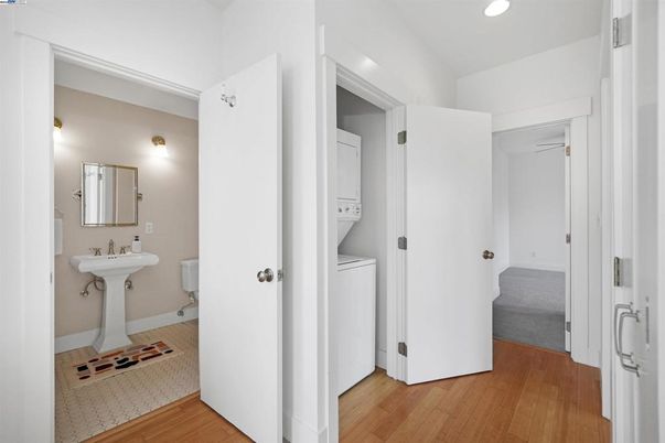 Bathroom, Interior, Recessed Lighting, Wood Texture Flooring