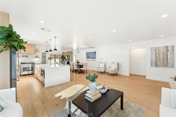 Dining room, Interior, Kitchen, Living room, Pendant Lights, Recessed Lighting, Stainless Steel Appliances, Wood Texture Flooring