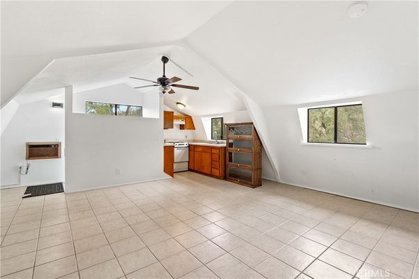 Empty room, Interior, Kitchen