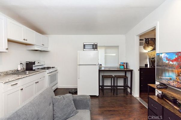 DE Listing image placeholder