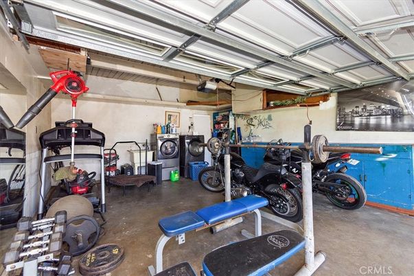 Garage, Interior