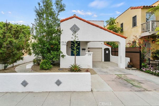 Exterior, Facade, Spanish Mediterranean
