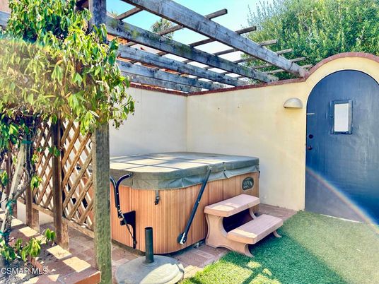 Exterior, Hot Tub