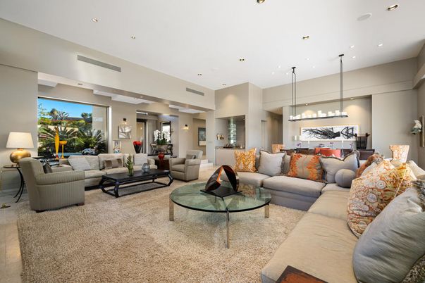 Chandelier, Dining room, Interior, Living room, Pendant Lights, Recessed Lighting
