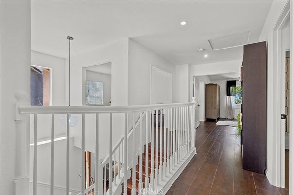 Interior, Pendant Lights, Recessed Lighting, Wood Texture Flooring