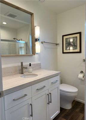 Bathroom, Interior, Recessed Lighting, Wood Texture Flooring