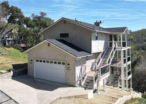Detached Garage, Exterior