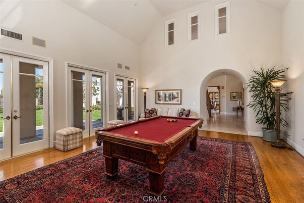 Billiard Table, Game Room, Interior, Wood Texture Flooring