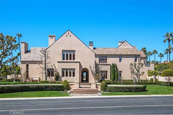 Exterior, Facade, Spanish Mediterranean