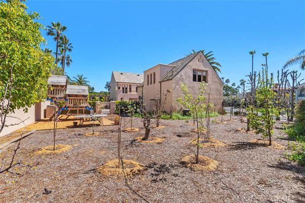 Backyard, Exterior, Playground