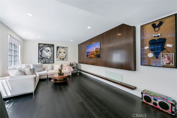 Interior, Living room, Recessed Lighting, Wood Texture Flooring, Wooden Walls