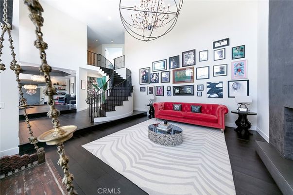 Chandelier, Interior, Living room, Recessed Lighting, Wood Texture Flooring