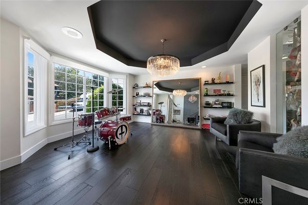 Chandelier, Interior, Recessed Lighting, Wood Texture Flooring