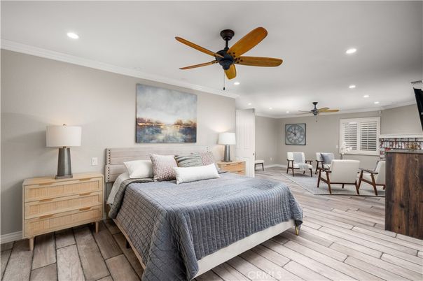 Bedroom, Interior, Recessed Lighting, Wood Texture Flooring