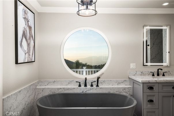Bathroom, Free Standing Baths, Interior