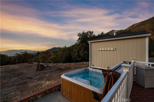 Exterior, Hot Tub