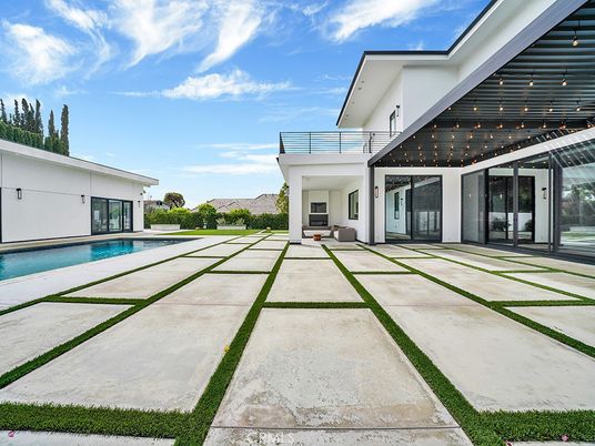 Backyard, Exterior, Pool