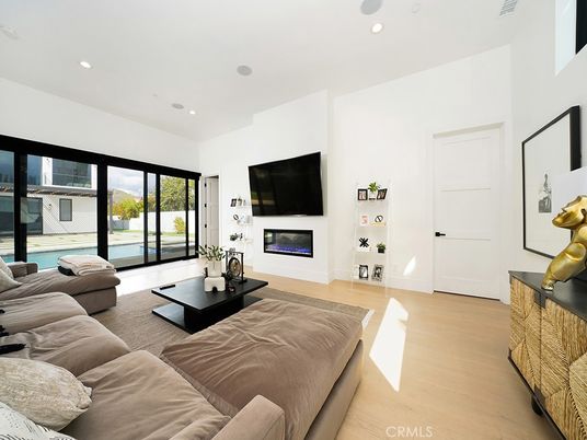 Fireplace, Interior, Living room, Recessed Lighting, Wood Texture Flooring