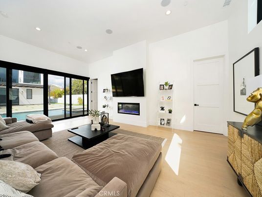 Fireplace, Interior, Living room, Recessed Lighting, Wood Texture Flooring