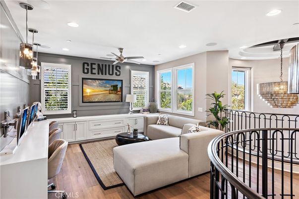 Chandelier, Interior, Living room, Pendant Lights, Recessed Lighting, Wood Texture Flooring