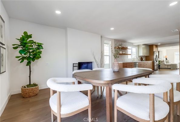 Dining room, Interior, Kitchen, Recessed Lighting, Wood Texture Flooring