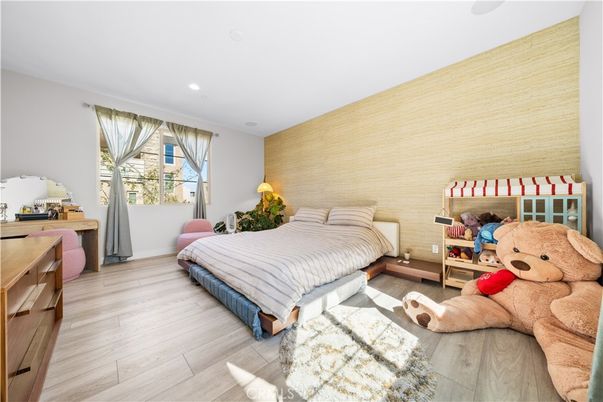 Bedroom, Interior, Recessed Lighting, Wood Texture Flooring