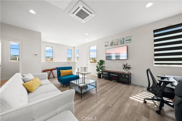 Home Office, Interior, Living room, Recessed Lighting, Wood Texture Flooring