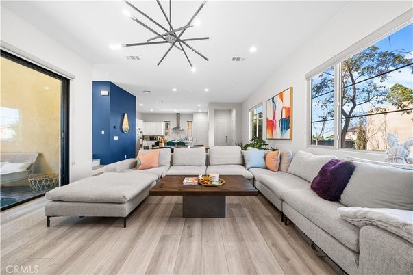 Interior, Kitchen, Living room, Pendant Lights, Recessed Lighting, Wood Texture Flooring