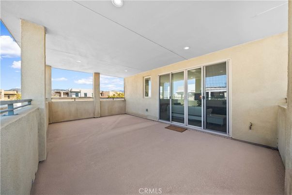 Exterior, Recessed Lighting