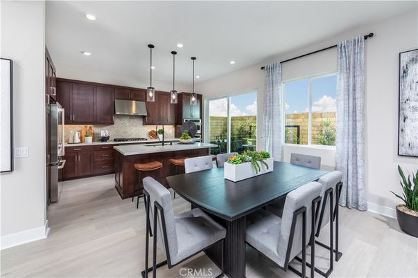 Dining room, Interior, Kitchen, Pendant Lights, Recessed Lighting, Wood Texture Flooring