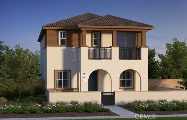 Exterior, Facade, Mediterranean