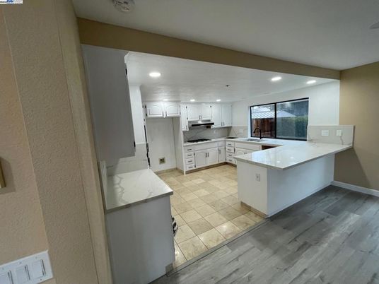 Interior, Kitchen, Recessed Lighting, Wood Texture Flooring