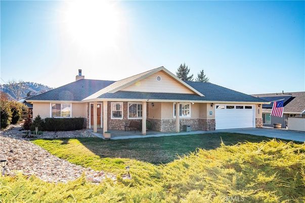 Attached, Backyard, Exterior, Facade, Brick Facade, Ranch