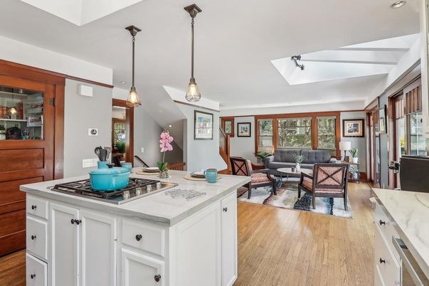 Dining room, Interior, Kitchen, Living room, Pendant Lights, Recessed Lighting, Wood Texture Flooring