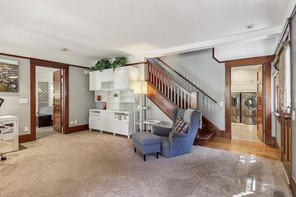 Interior, Recessed Lighting, Utility Closets, Washer, Wood Texture Flooring