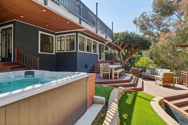 Exterior, Hot Tub